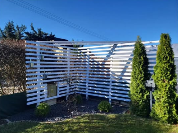 Drewniana pergola ogrodowa